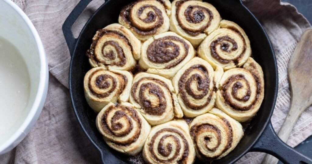 Easy Sourdough Cinnamon Rolls Recipe