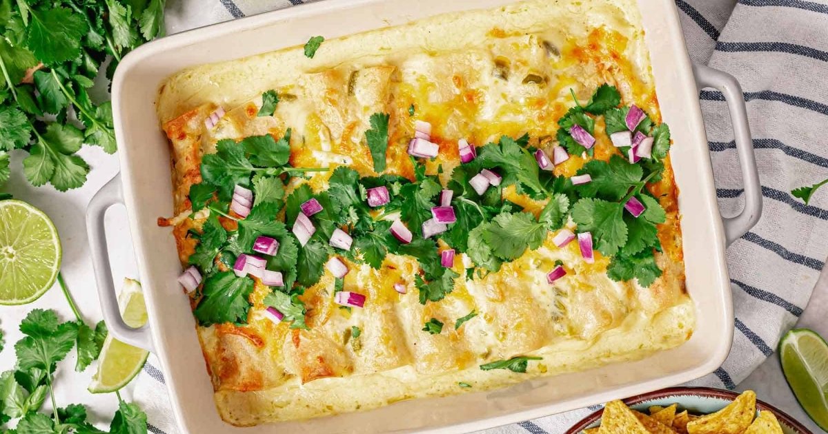 Easy Green Chili Chicken Enchiladas - Too Good To Resist!